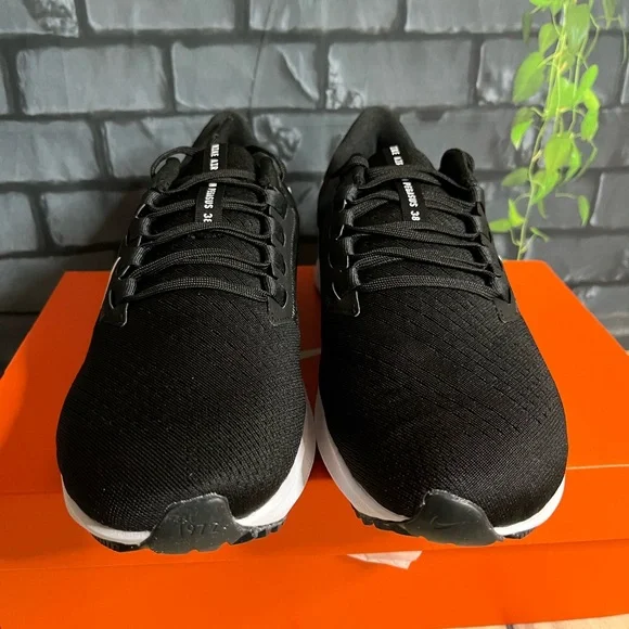 Nike Air Zoom Pegasus 38 - Picture 4 of 10